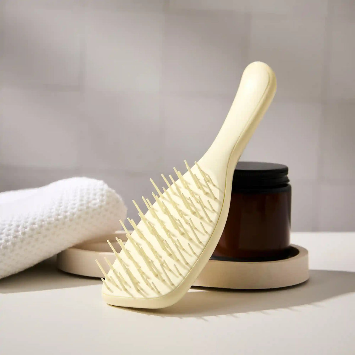 The Ultimate Detangler Extra Gentle